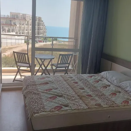 Apartment Gliko With A Pool *