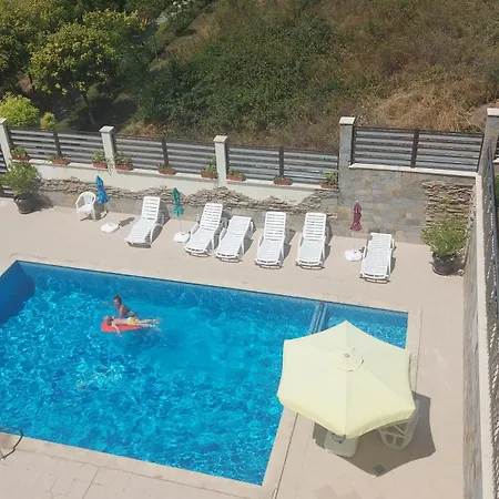 Apartment Gliko With A Pool *